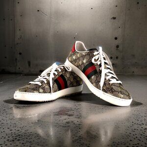 GUCCI Ace Supreme Sneaker with Bees - Size 38